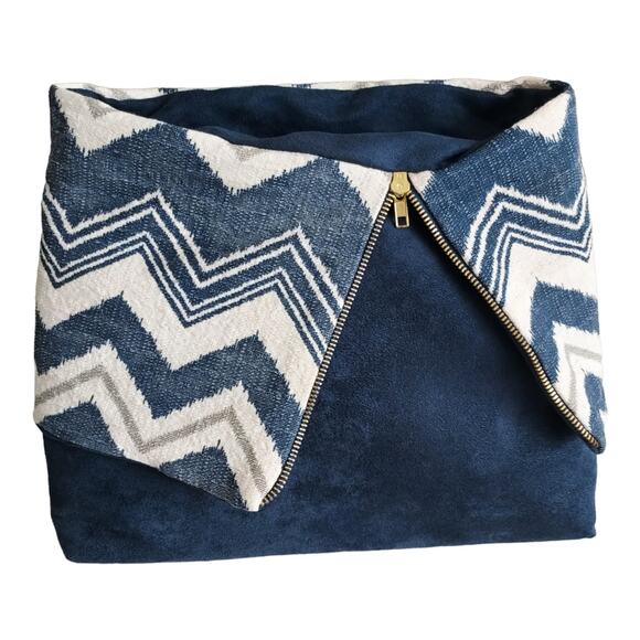 Boho Blue White Chevron Tapestry Velvet Large Handbag Purse Clutch like NEW - Picture 3 of 6